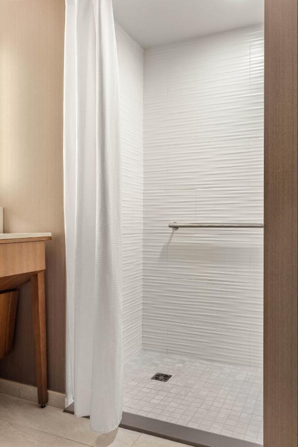 Delta By Marriott Midwest At The Reed Conference Center 4*