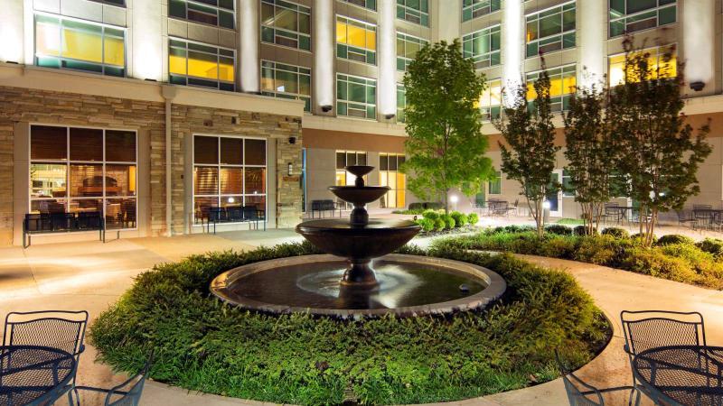 Hotel Delta By Marriott Midwest At The Reed Conference Center Del City